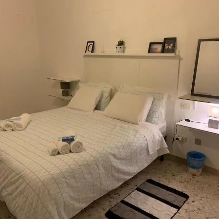 Fellice 4 Piano Senza Ascensore Privat bolig